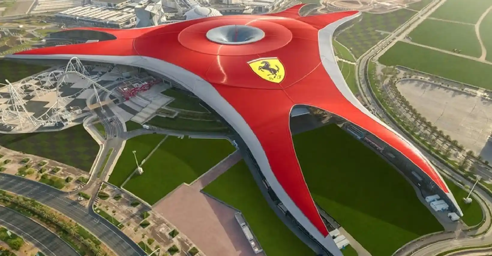 Abu Dhabi City Tour with Ferrari/Yas Transfer